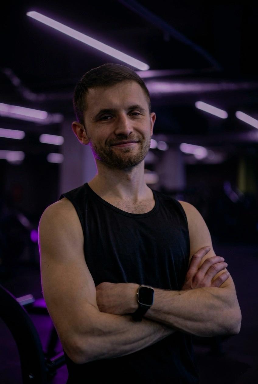 Aleksander Zawicki — Trener personalny